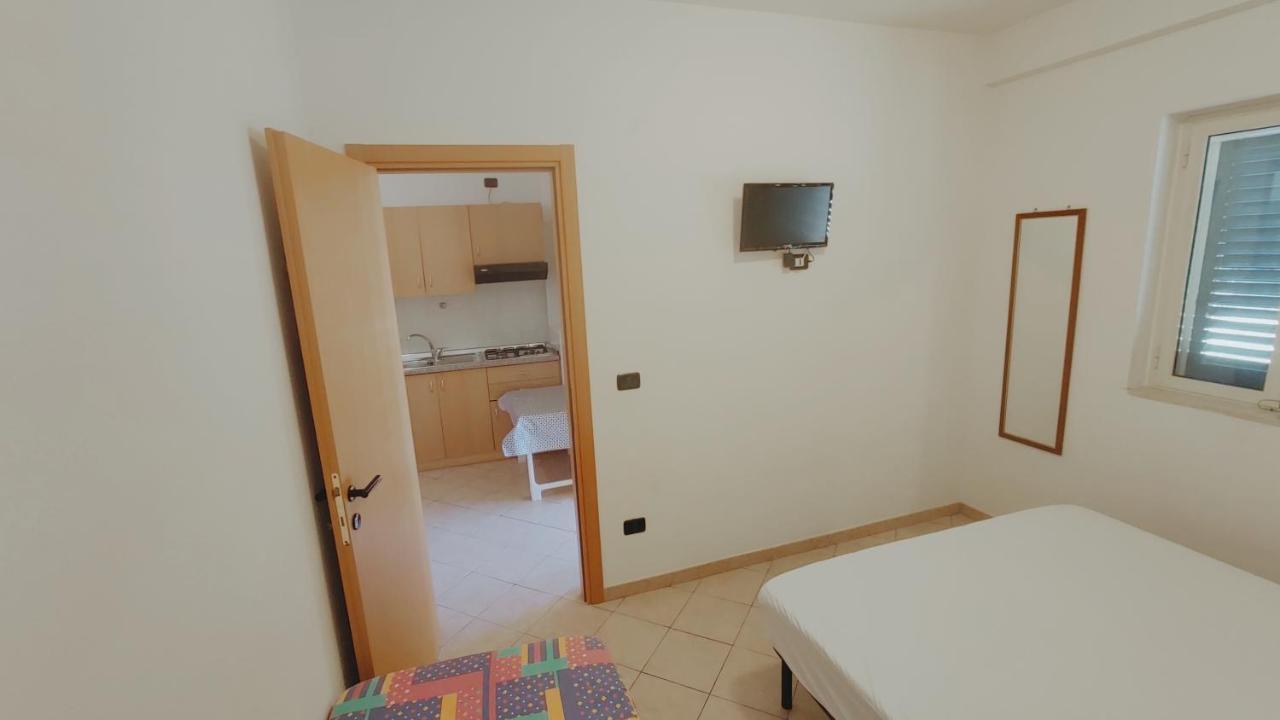 One Love Apartments Lupetto Екстериор снимка